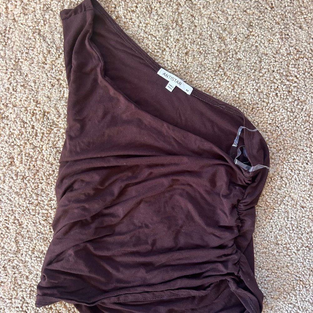 Marshalls One-Shoulder Ruched Tank Top in Dark Brown